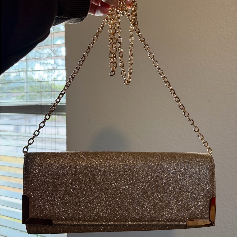 Glittering Gold Clutch with Chain